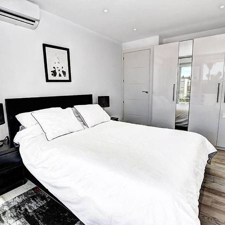 Stunning 1 Bed Apt بينالماذينا المظهر الخارجي الصورة